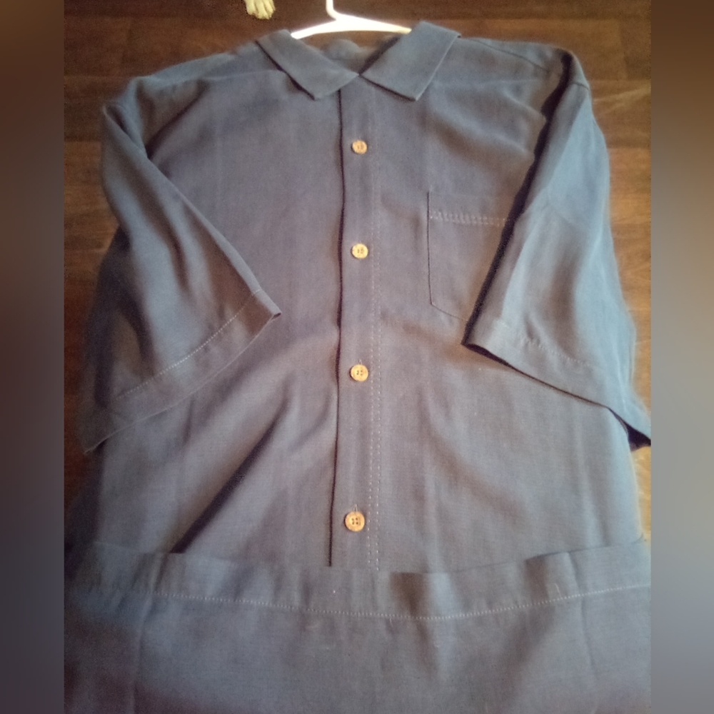 Tommy Bahama Button Short Sleeve Shirt